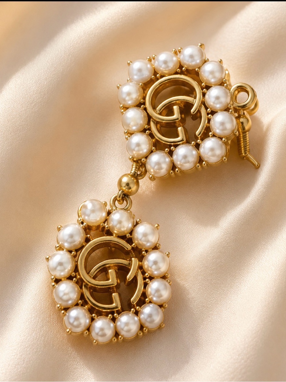 Gold Pearl Cluster GG Drop Earrings - White Pearls
